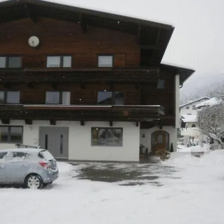 In Ruhiger Lage Fuer 5 Personen * Hart im Zillertal